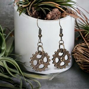 5 For $25💫Bronzed Steampunk Gears Earrings